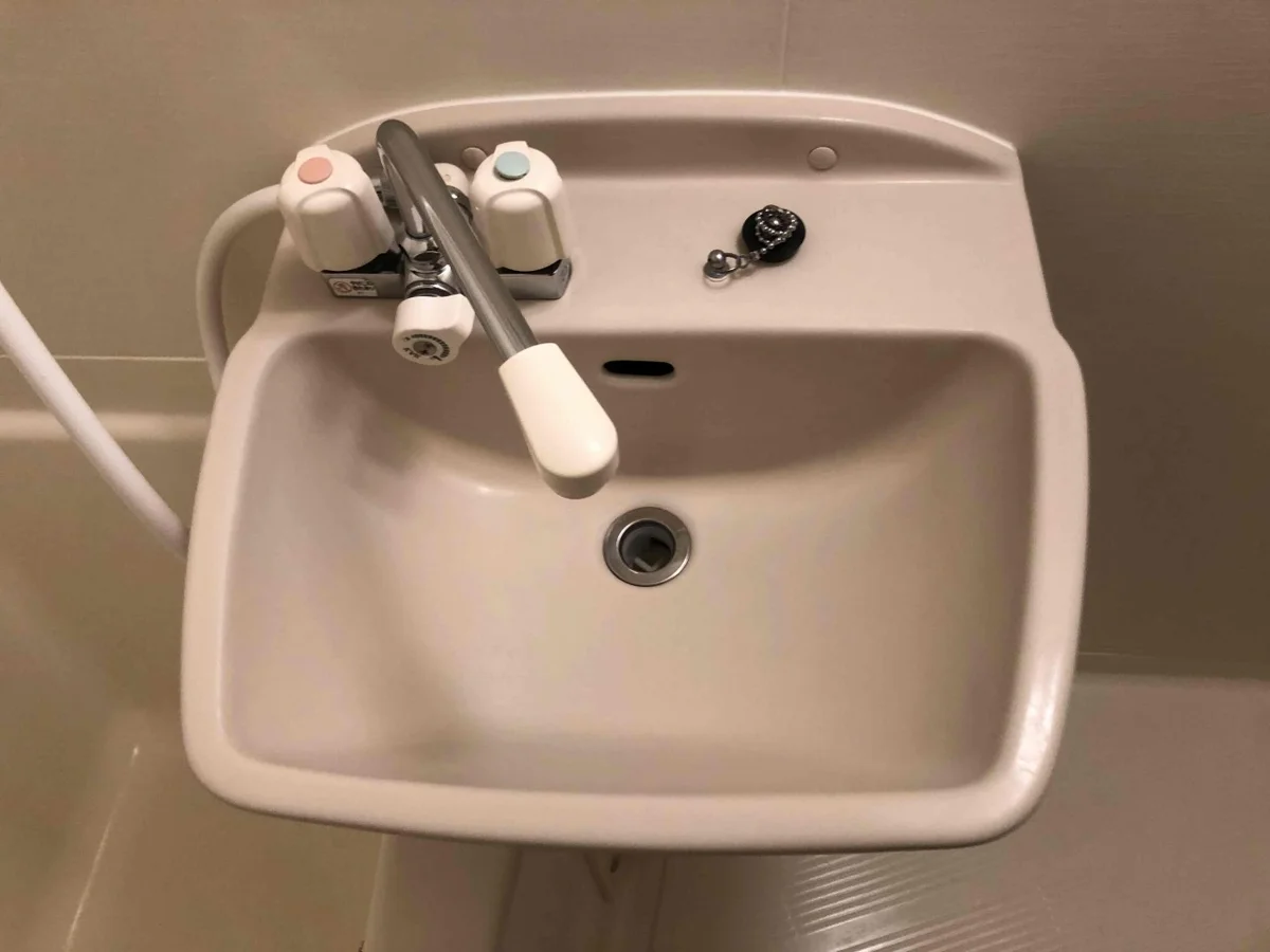 設備仕様は号室により異なる為、現況を優先致します。