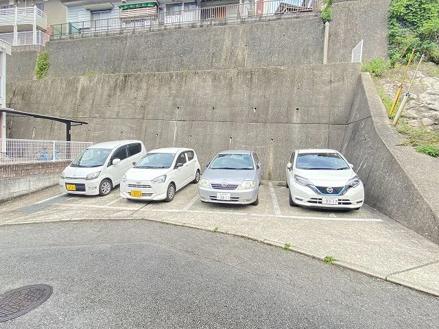 設備・仕様は号室により異なる為現況を優先致します。