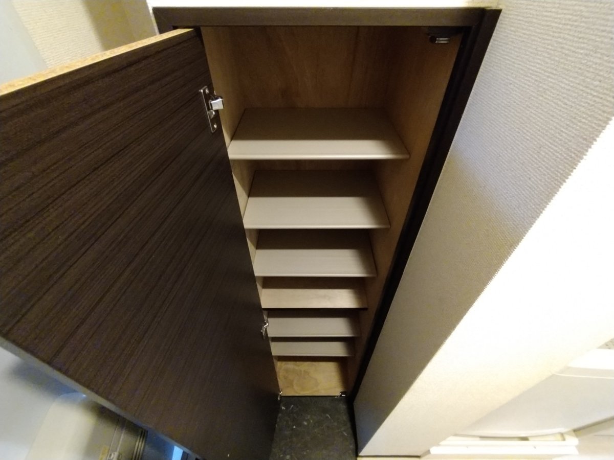 シューズボックス
