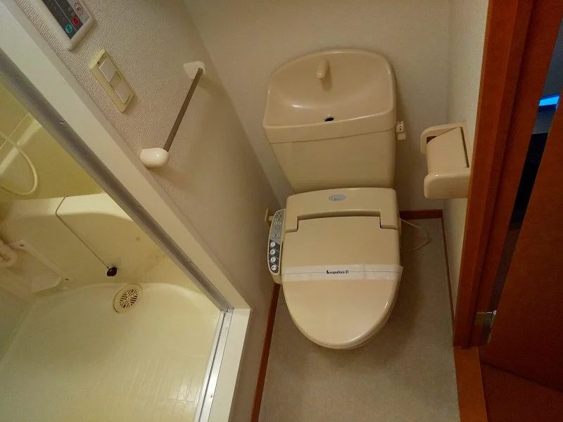 バス・トイレ別になります。　同タイプ部屋の写真となり設備等は現況と異なる場合があります
