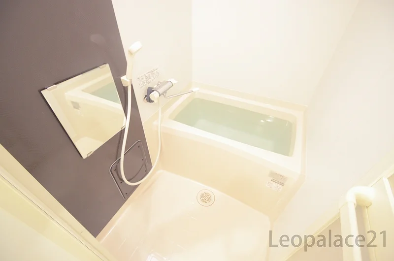 設備・使用は号室により異なる為、現況を優先いたします。