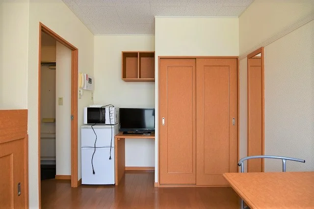 現状優先となります。