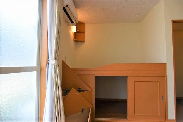 現状優先となります。