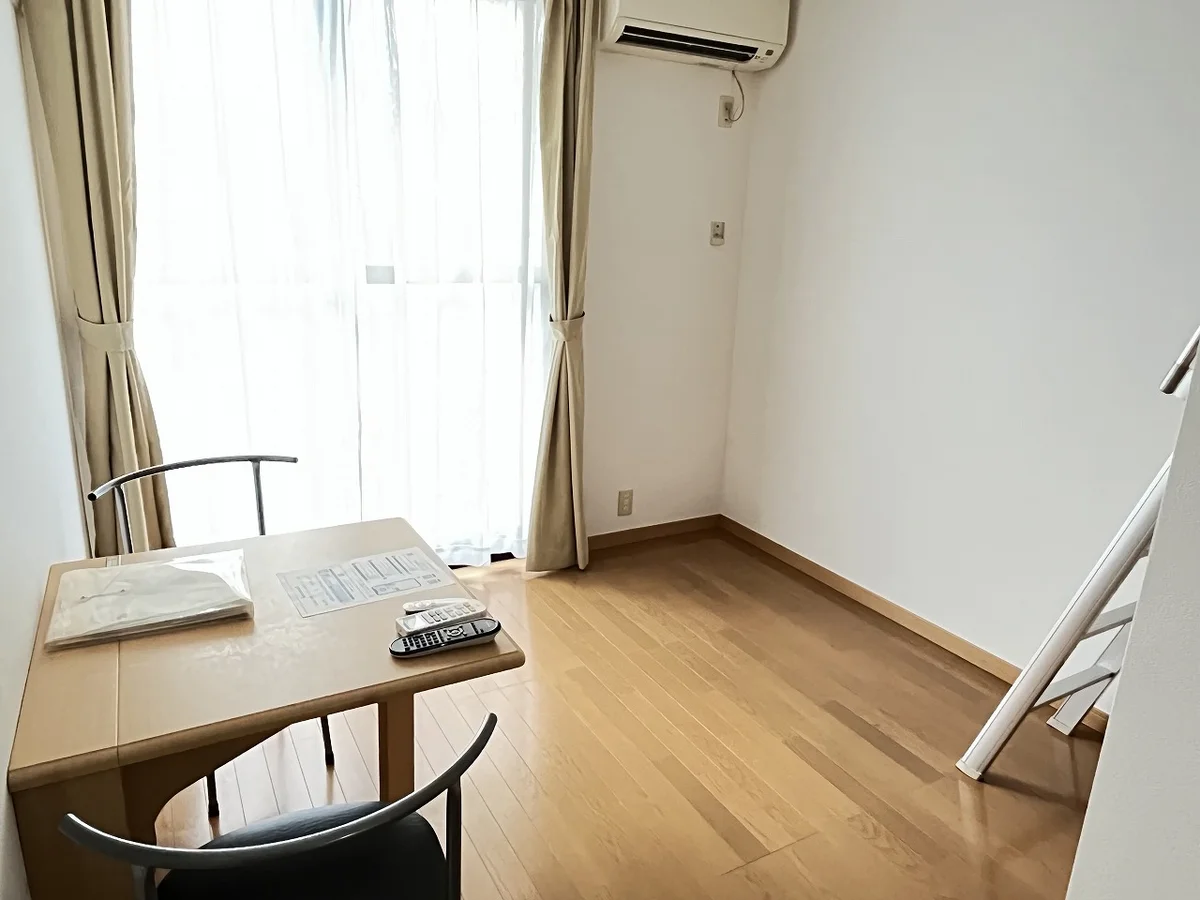 2階以上は絨毯仕様です。