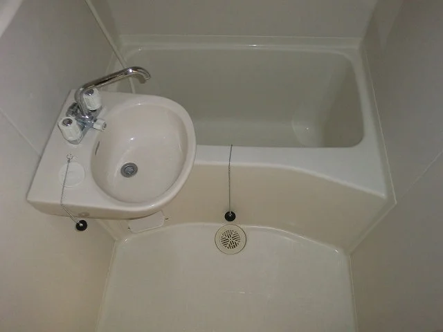 設備・仕様は号室により異なる為、現況を優先致します。