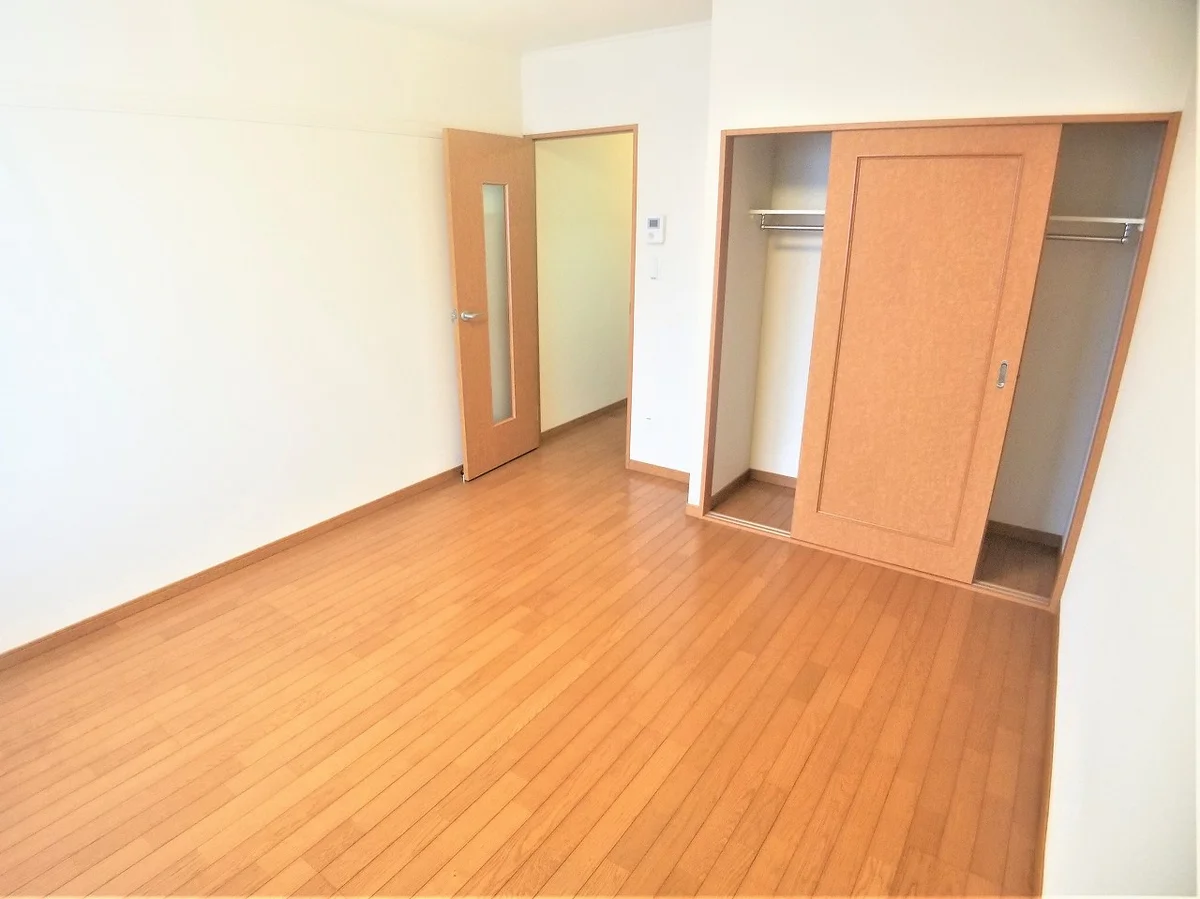 設備・仕様は号室により異なる為、現況を優先致します。