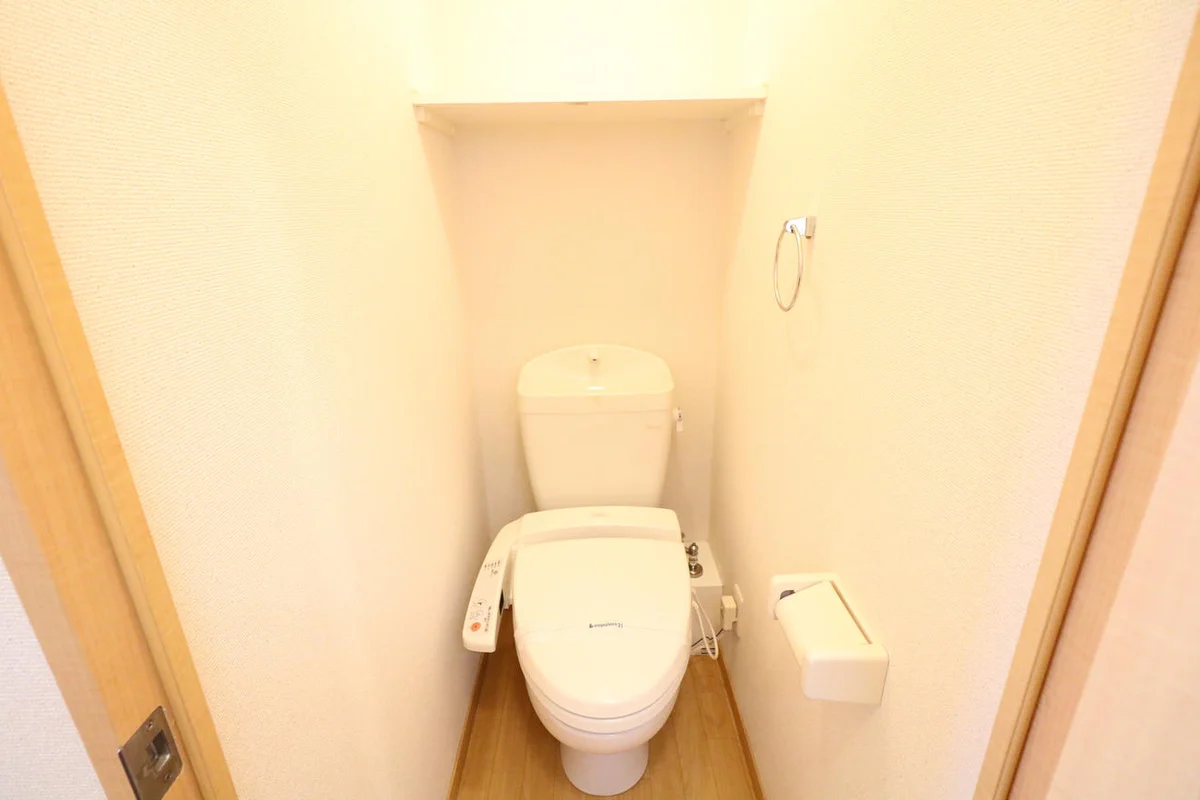 温水洗浄便座を完備しており快適な毎日を！