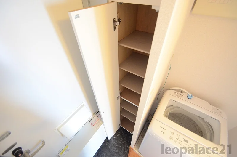 実際のお部屋と異なる場合がございます。