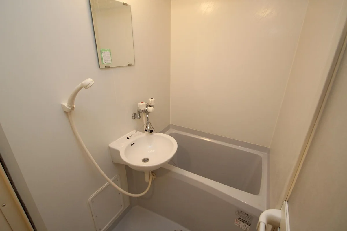 実際のお部屋と異なる場合がございます。