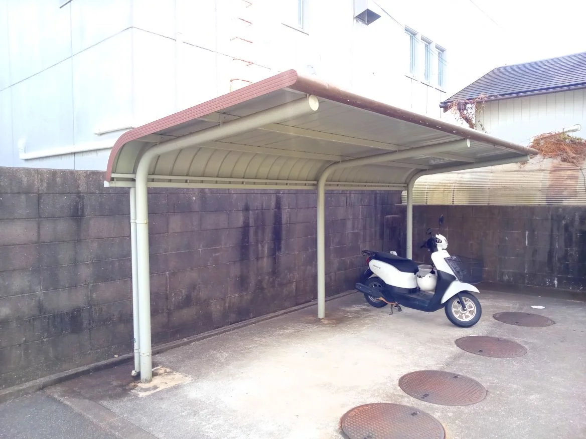 屋根付き駐輪場
