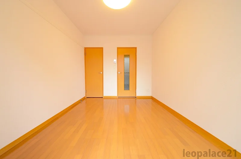 設備・仕様は号室により異なる為、現況を優先致します。