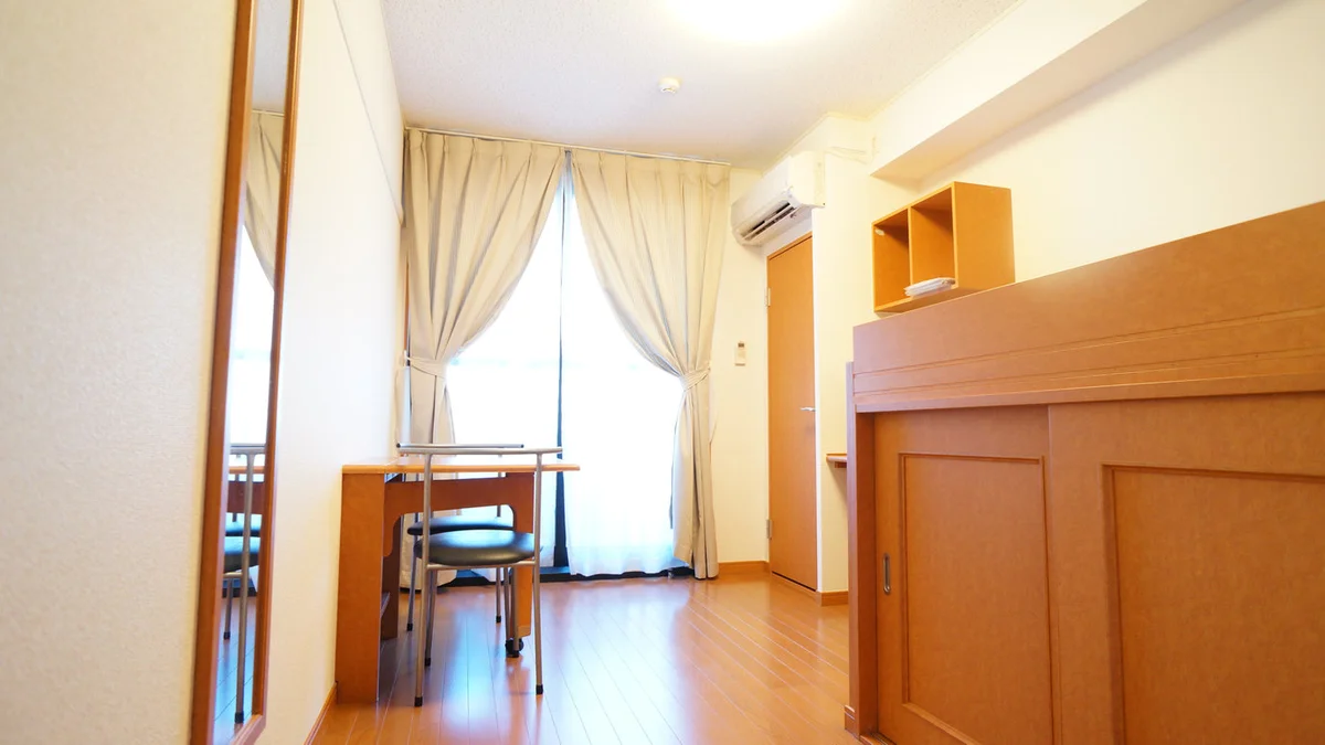 明るく開放感のあるお部屋