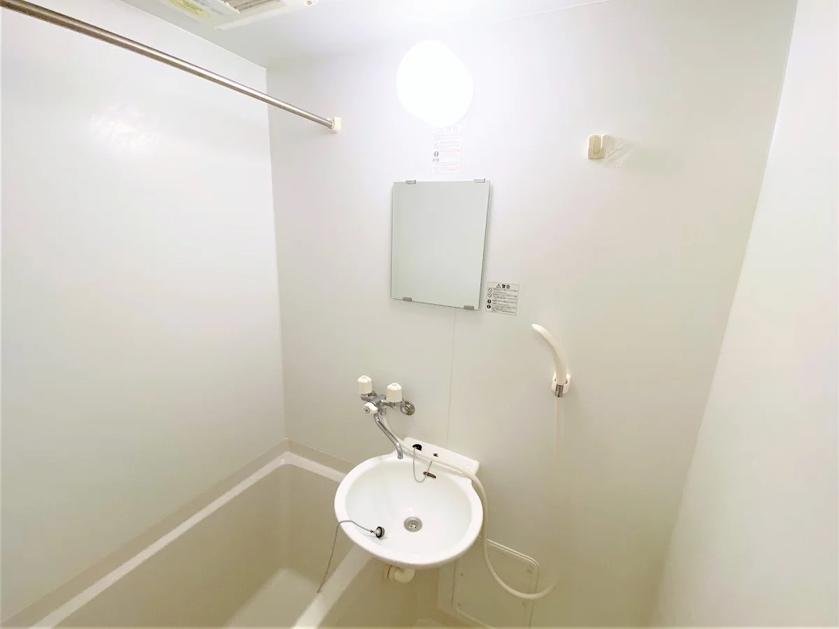 設備仕様は号室により異なる為、現況を優先します。