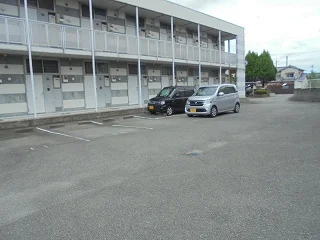 敷地内