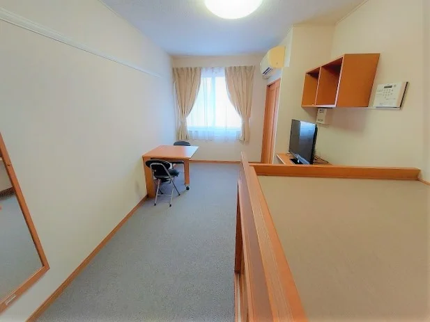 2Ｆのお部屋はカーペットです。