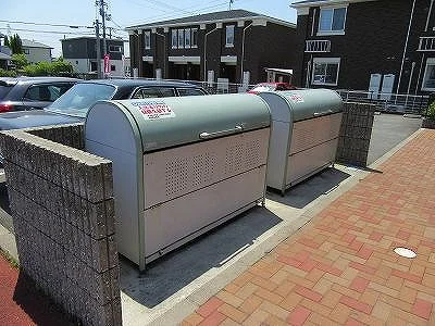 ゴミ収集ボックス