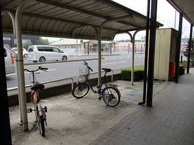 屋根付き駐輪場です。