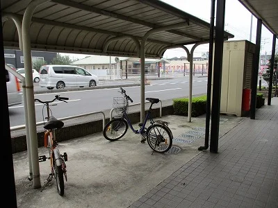 屋根付き駐輪場です。