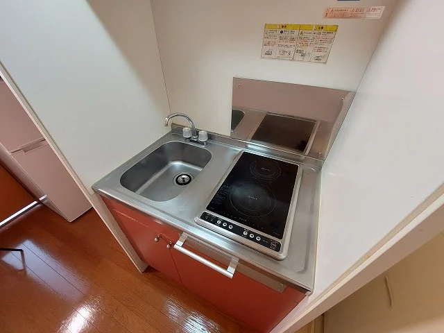 2口 電気コンロ設置済。すぐに使用出来ます。