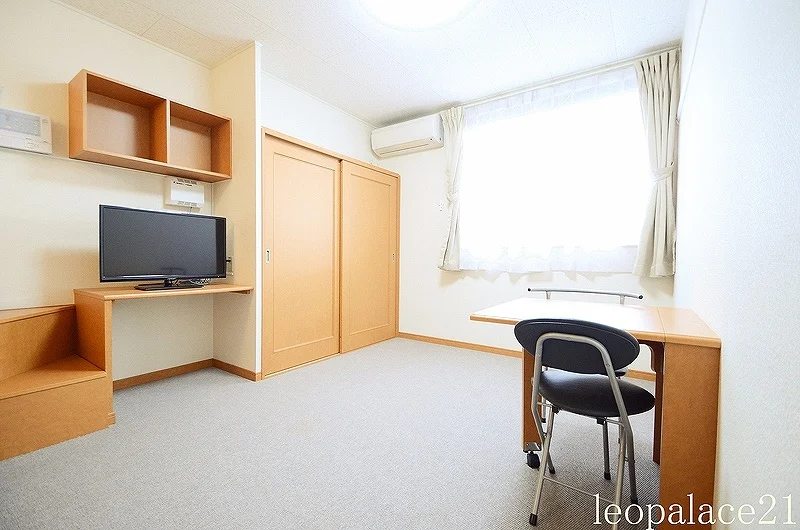 2Ｆのお部屋はカーペットです。