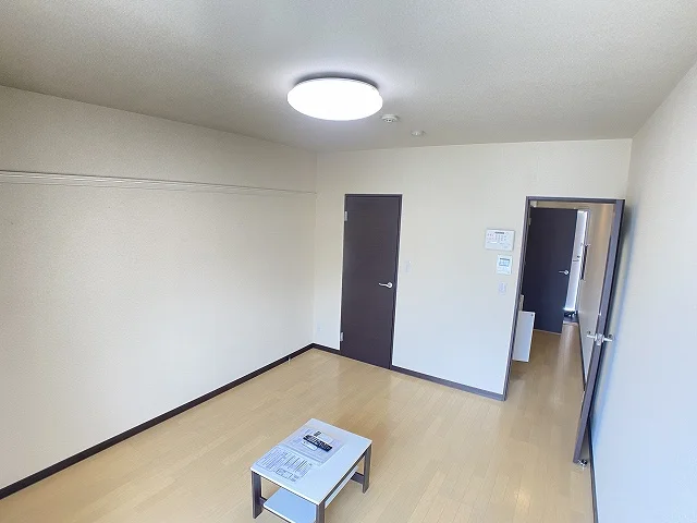 設備・仕様は号室により異なる為現況を優先致します。