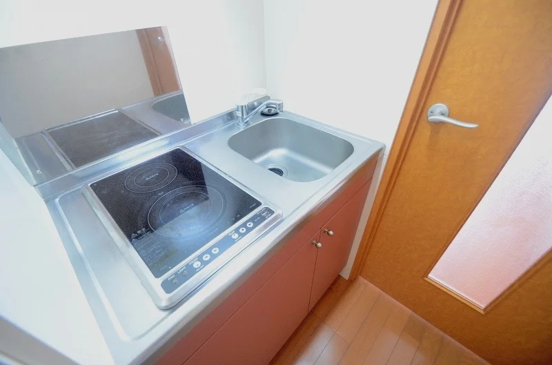 電気コンロ設置済。すぐに使用出来ます。