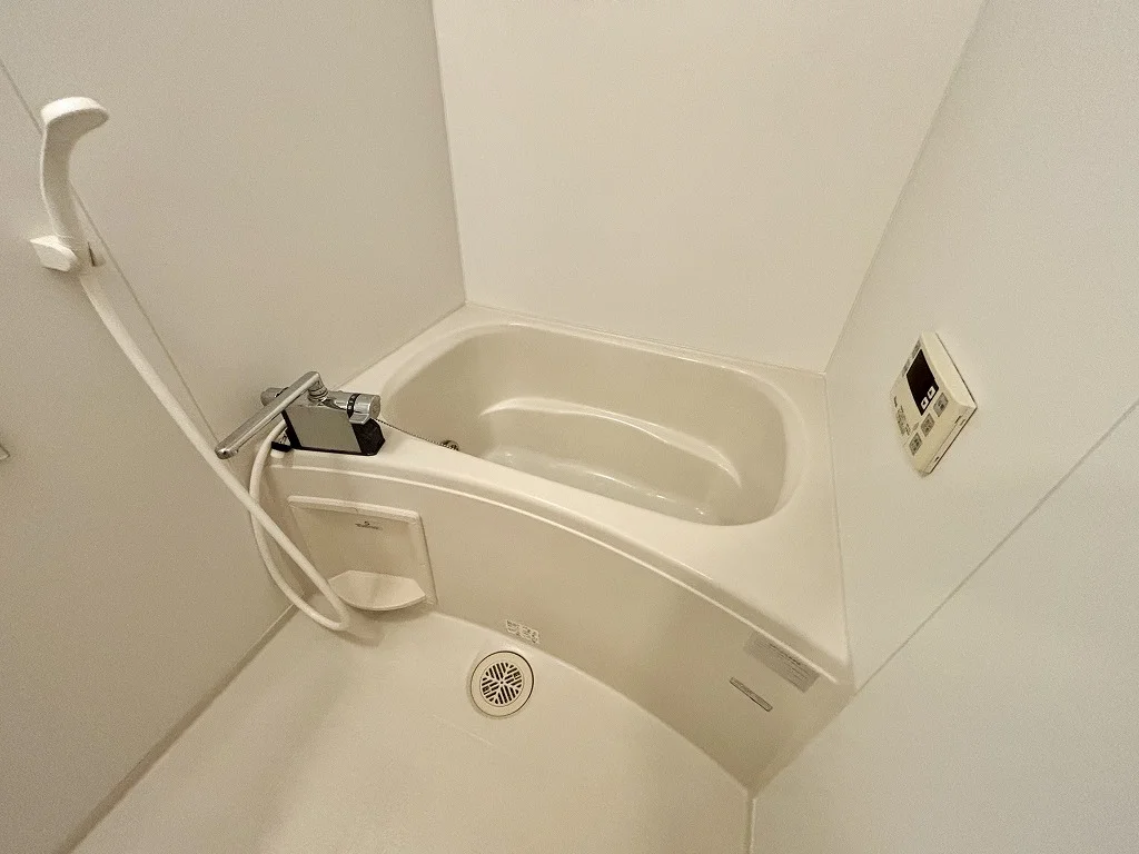 設備・仕様は号室により異なる為、現況を優先いたします。