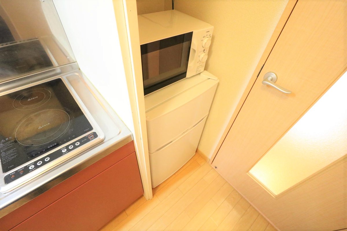 大型家具家電付きにより初めての一人暮らしの方も安心！