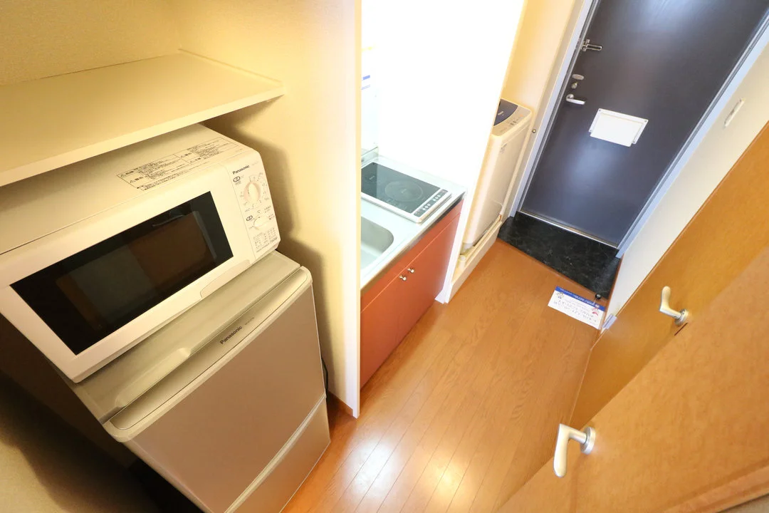 大型家具家電付きにより初めての一人暮らしの方も安心！