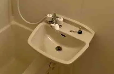 設備・使用は号室により異なる為、現況を優先致します。