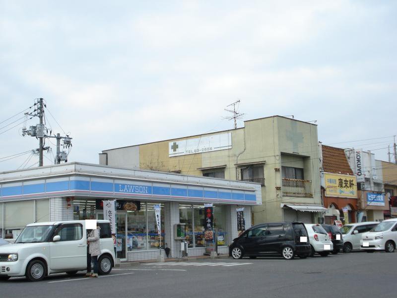 コンビニまで徒歩9分
