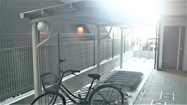 駐輪場完備