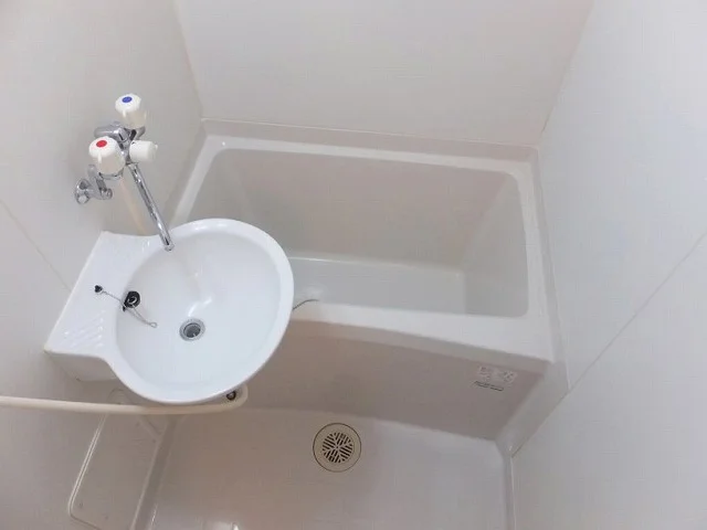 バス・トイレ別です♪