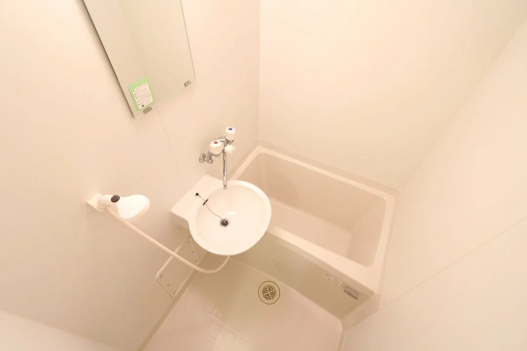 温水洗浄便座を完備しており快適な毎日を！