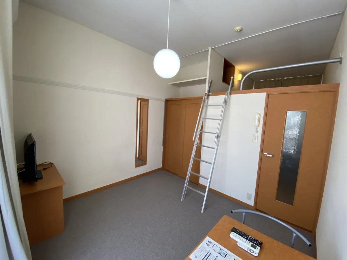 設備・仕様は号室により異なる為、現況を優先致します。