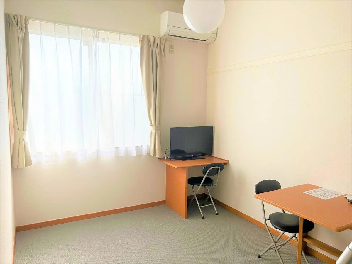 ※同タイプの物件の写真です（2階カーペット）