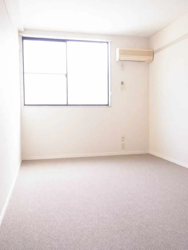 2F居室スペース　※エアコン有無は居室により異なります。