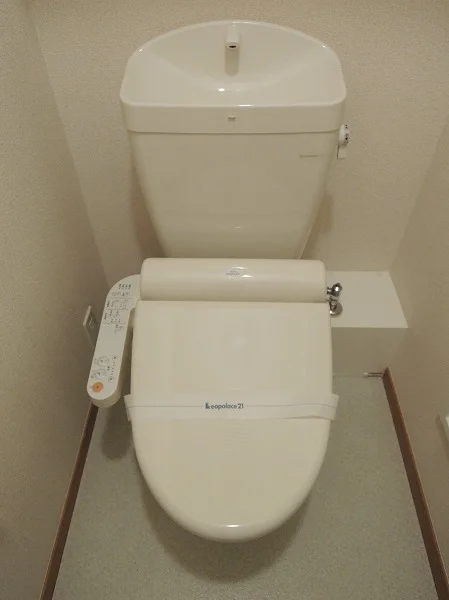 温水洗浄便座機能付