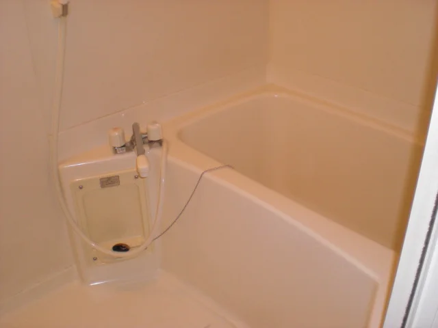 バス・トイレ別のお部屋です。