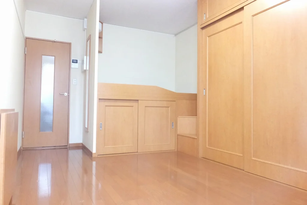 収納スペースが多いお部屋です。