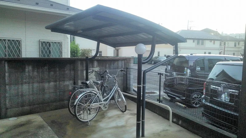 屋根付き駐輪場