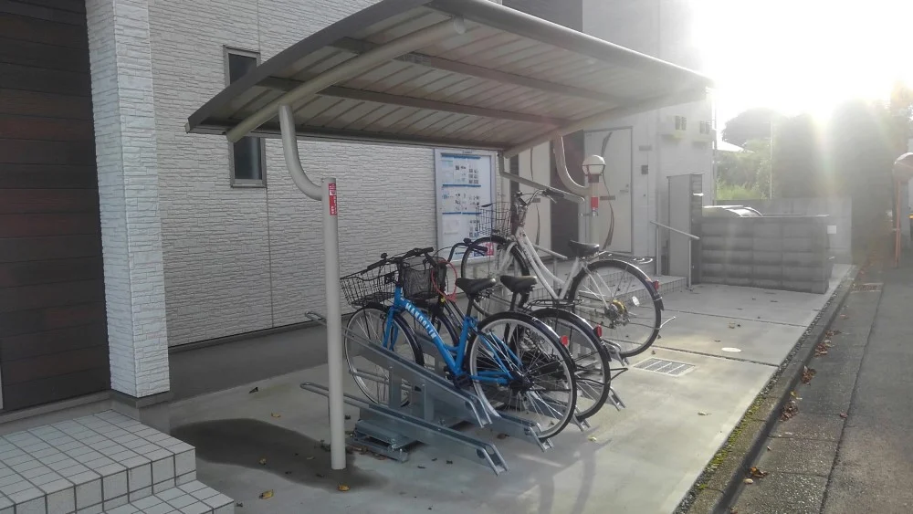 屋根付き駐輪場