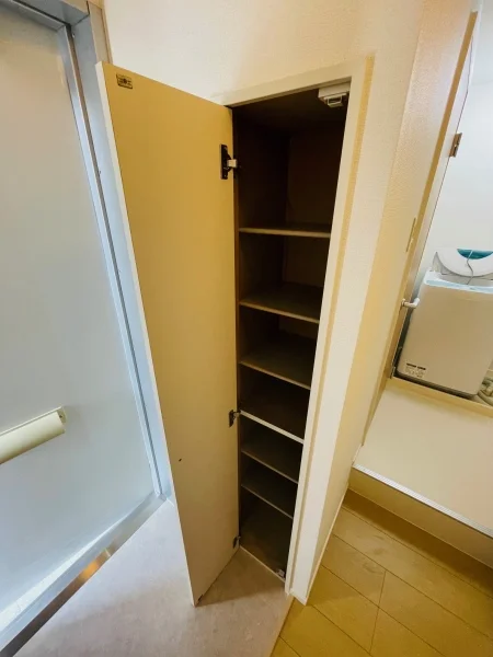 シューズボックス