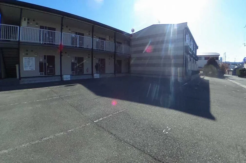 広めの駐車場です。