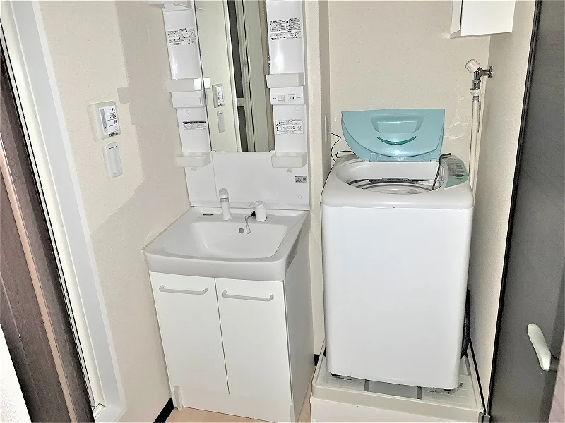 独立洗面台あり。