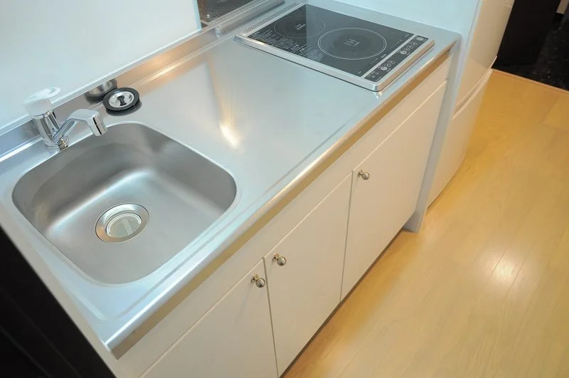 2口ラジエントヒーターコンロ。