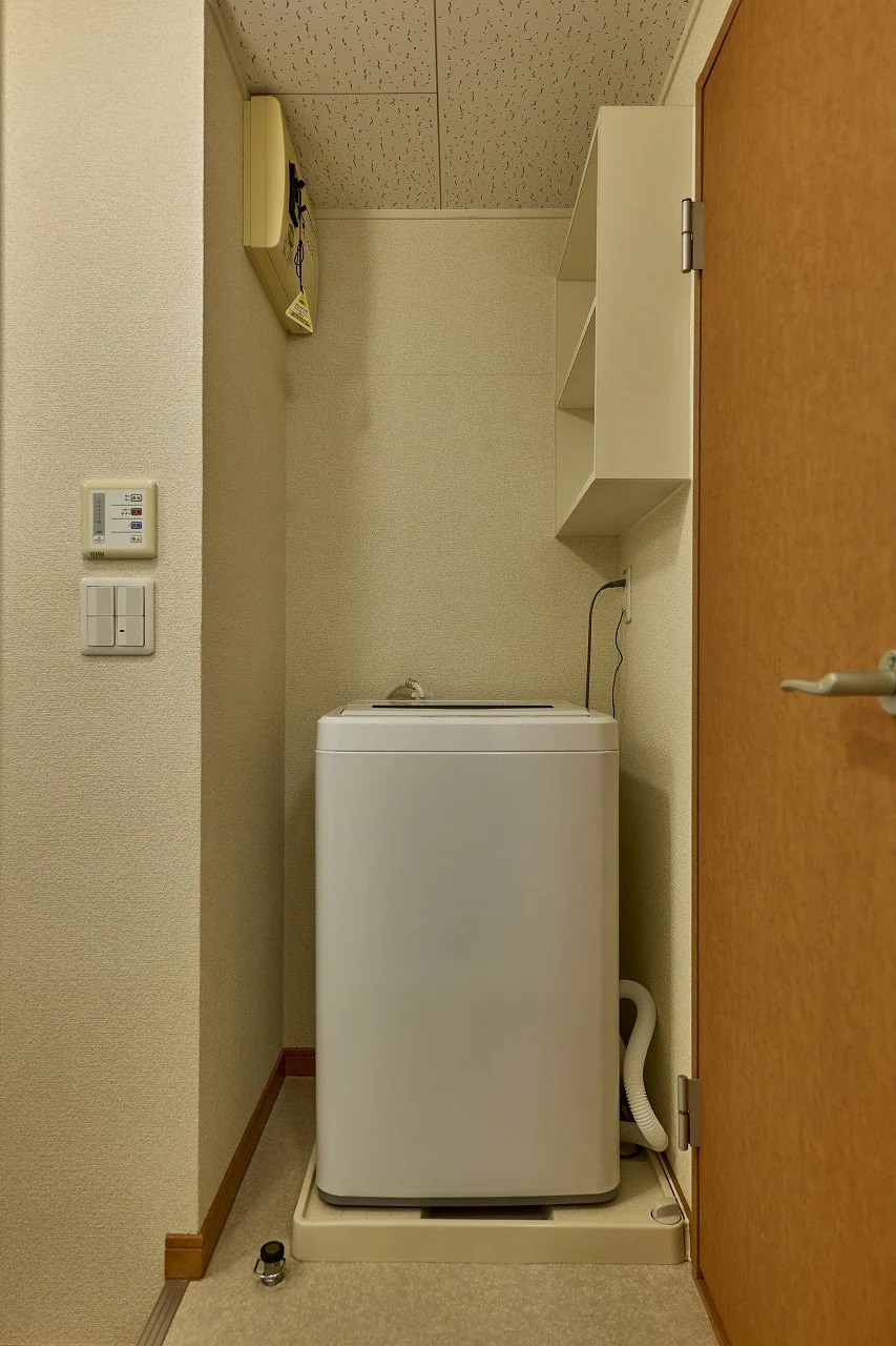 電子レンジ、冷蔵庫（機種は異なる場合があります）