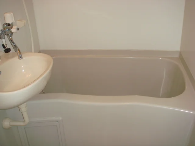 浴室は乾燥機能付き。