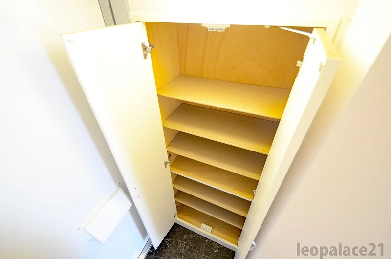 実際のお部屋と異なる場合がございます。