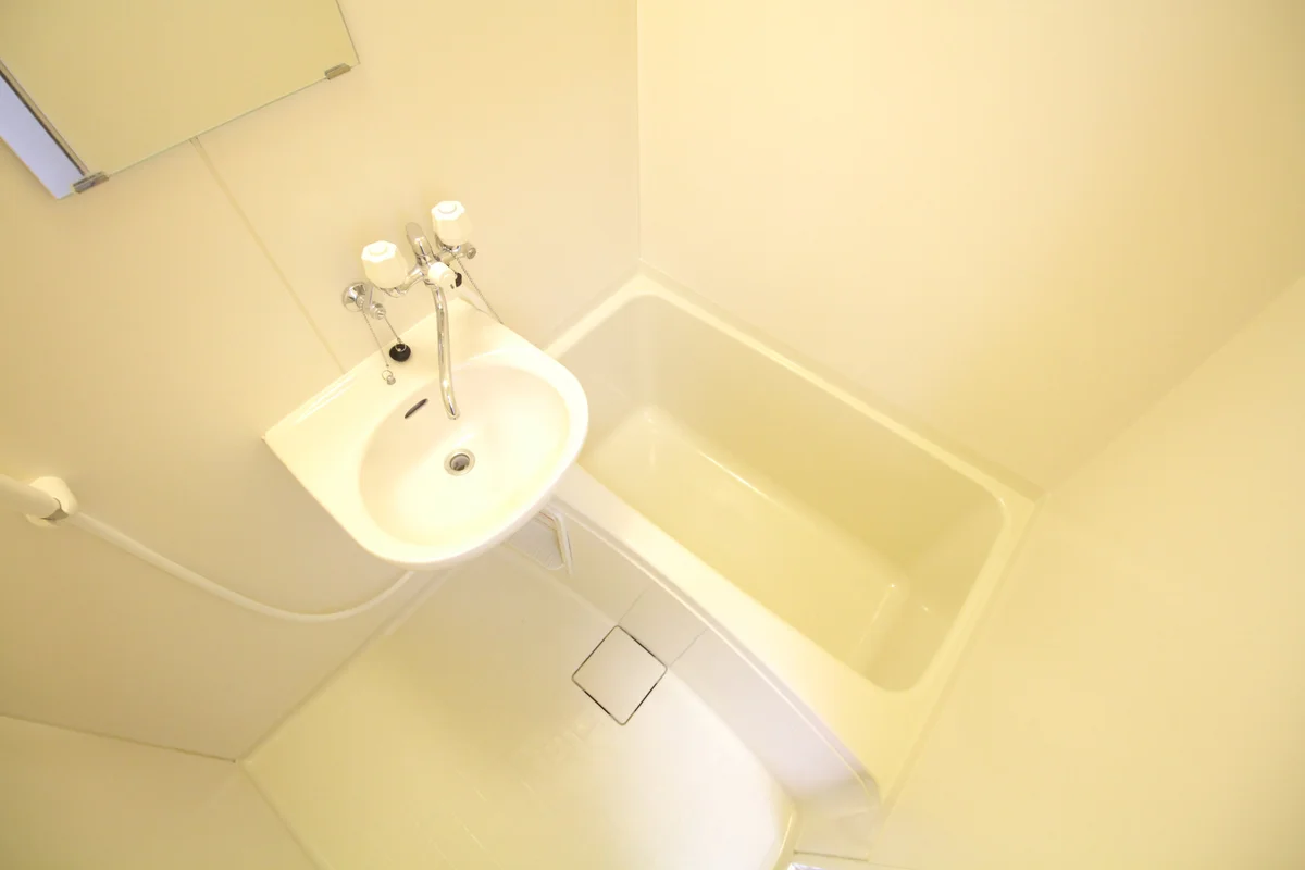 風呂・トイレはセパレートです。